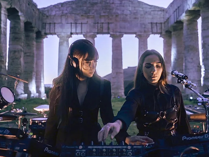 Gioli & Assia tickets